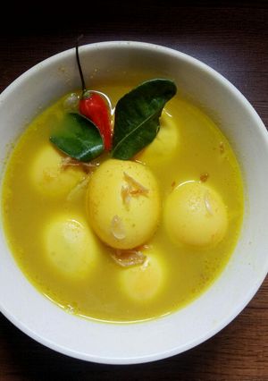 Foto resep Telur bumbu kuning, simple