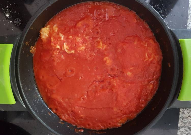 Bacalao con tomate     32