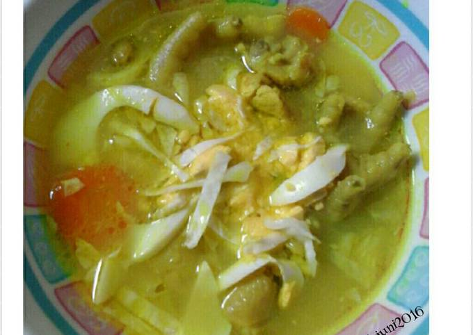 Soto ayam lamongan