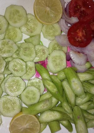 A picture of Green Salad.