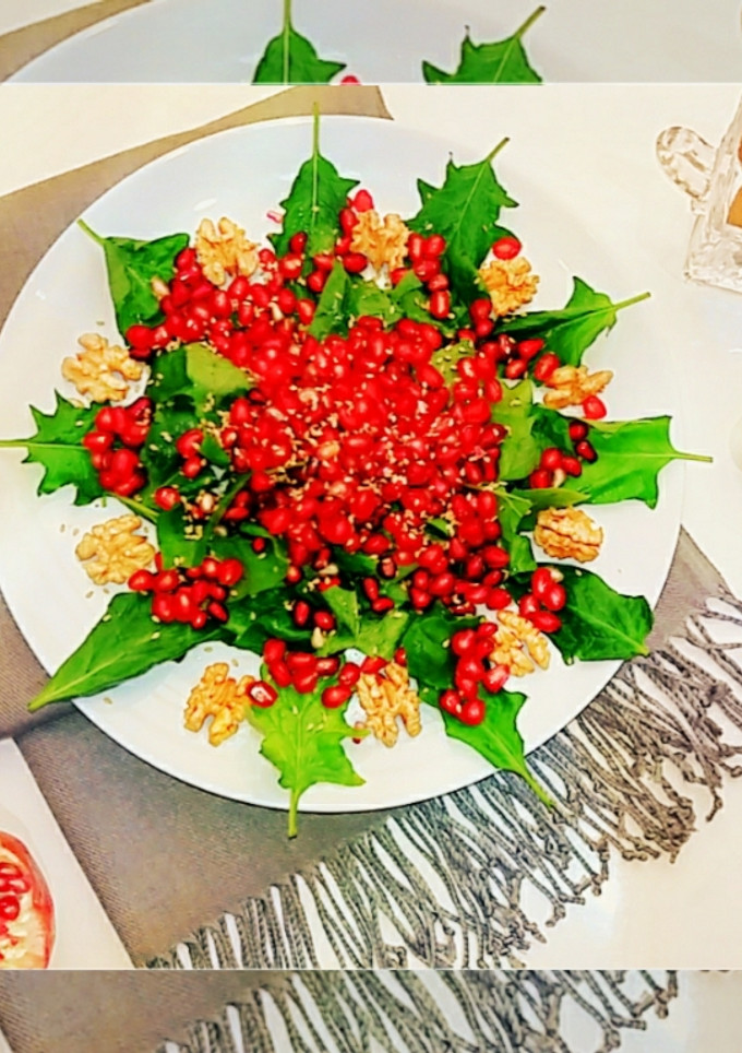 عکسی از دستور سالاد اسفناج و انار