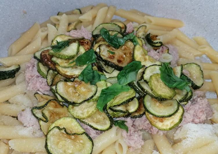 Easiest Way to Make Speedy Penne lisce veloci, zucchine e tonno😊