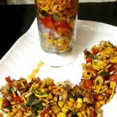 A picture of Sweet corn bhel.
