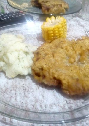 Una foto de Escalope de carne con puré