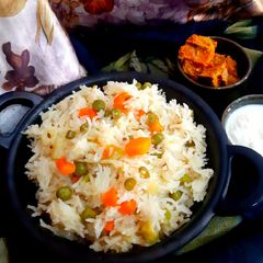 A picture of Veg rice.