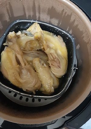 Foto resep Ayam garam kukus (pek cam ke)