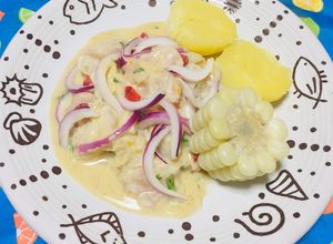 Una foto de Ceviche Clásico de lenguado!!