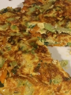 Una foto de Recetas económicas: Tronquitos del brócoli (salteados o en tortilla)