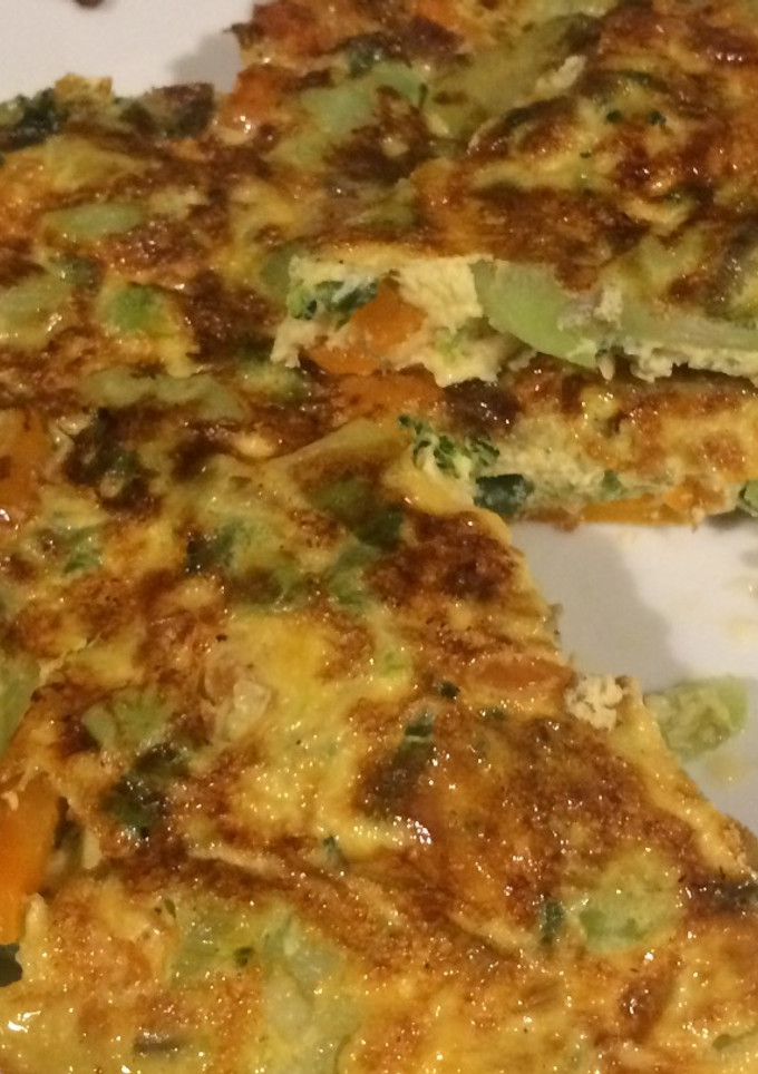 Una foto de Recetas económicas: Tronquitos del brócoli (salteados o en tortilla)