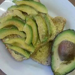 A picture of Avo on toast.