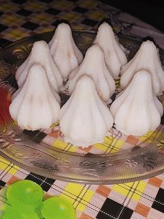 பொட்டுக்கடலை பூரணக் கொழுக்கட்டை (Pottukadalai poorana kolukattai recipe in tamil) செய்முறை முக்கிய புகைப்படம்