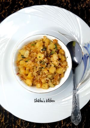 আলু পোহা রেসিপির প্রধান ছবি