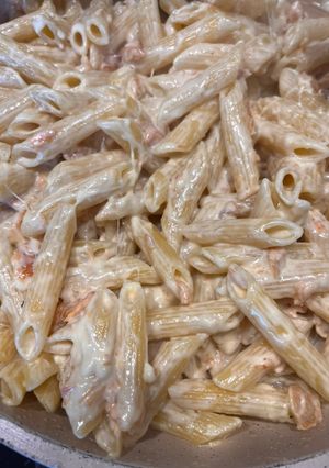 A picture of 🥃 Drunken smoked trout pasta.
