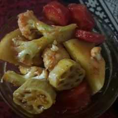 A picture of Sweet and sour mix pickle.