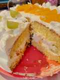 Cake ultah (mirip strawberry short cake) tanpa pengembang