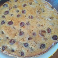 A picture of Cocco cherry cake.