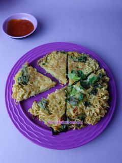 Foto resep Omelet Mie (Pizza Mie)