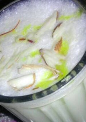 A picture of Kesariya badam milk.