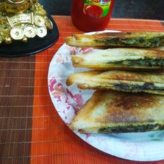 Cheezy Soya spinach mushroom sandwich A picture of Cheezy Soya spinach mushroom sandwich.