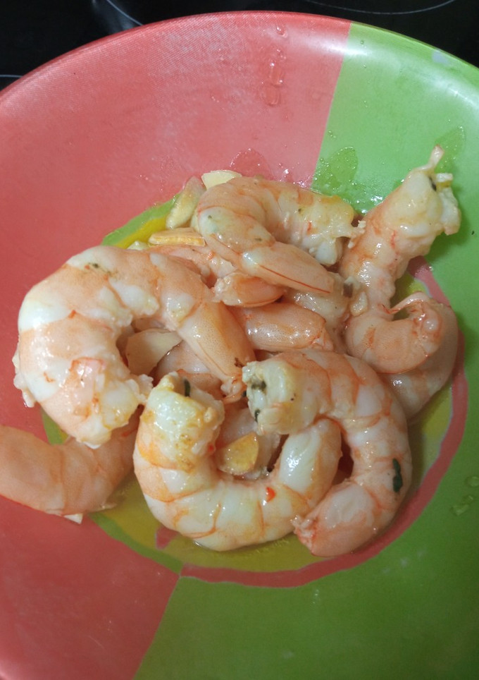 Una foto de Langostinos al ajillo