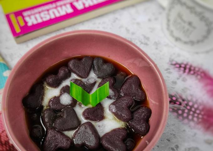 Bubur candil 'cinta' ubi ungu