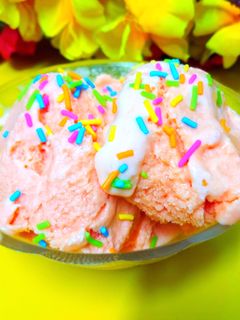 टमाटर आइसक्रीम (Tamatar Icecream recipe in Hindi) रेसिपी मुख्य फोटो