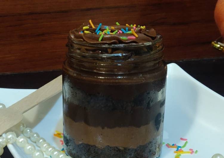 Choco jar cake