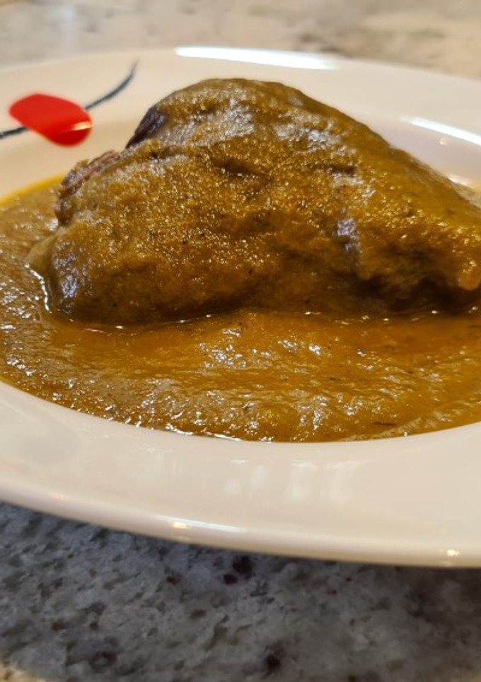 Una foto de Carrilleras de ternera en salsa de berenjena