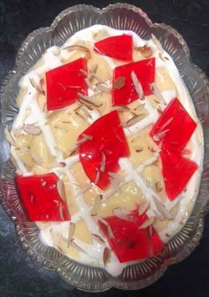 A picture of Creamy custard jelly.