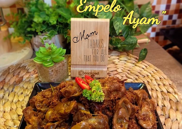 Langkah Menyiapkan Serundeng rempelo Ayam yang Bikin Ngiler