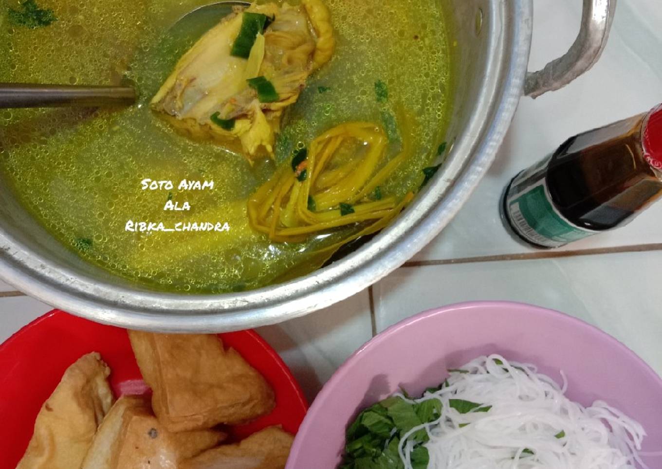 Bagaimana Menyiapkan Soto Ayam yang Enak Banget