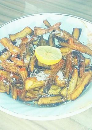 કાચા કેળા ની ચિપ્સ(Raw banana chips recipe in Gujarati) રેસીપી મુખ્ય ફોટો