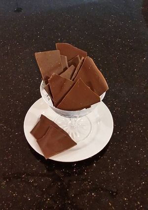 A picture of Extra Smooth and Creamy Mint Chocolate Bark.