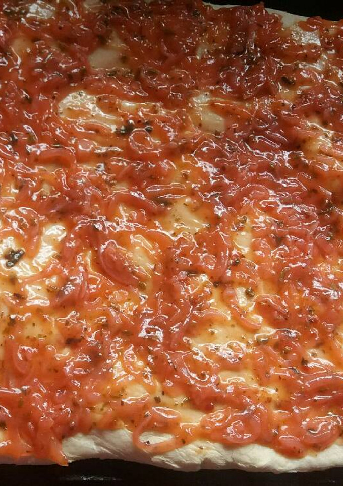 Una foto de Masa para pizza fácil con levadura seca