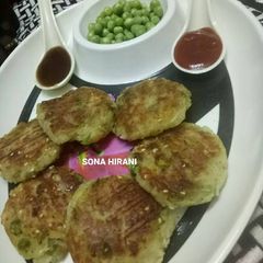 A picture of Peas patties.