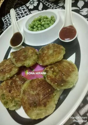 A picture of Peas patties.