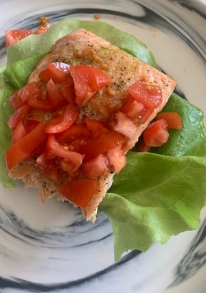 A picture of Salmon Tartine (low carb).