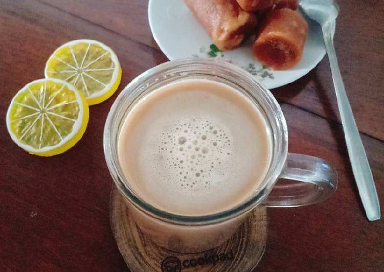 Coconut Milk Coffee with Brown Sugar