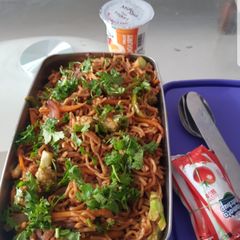 A picture of Mixed noodles.