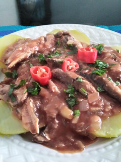 Una foto de Guiso de Sardinas entomatadas👍🇵🇪