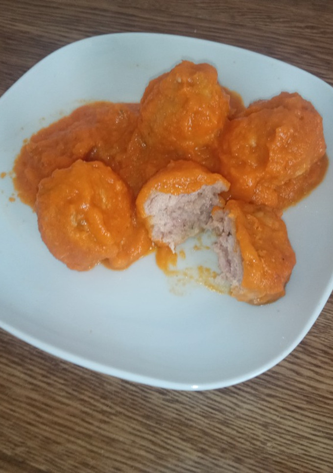 Una foto de Albóndigas en salsa
