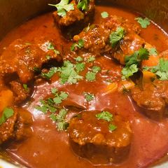 A picture of Oxtail dish.