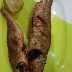 A picture of Fried fish.