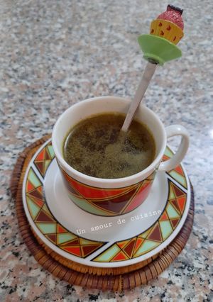 Une photo de Tisane aux cumin et épluchures de grenade 🍵