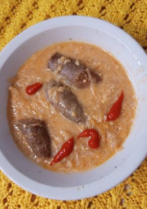 Habart savanyú káposzta kölessel házi füstölt kolbásszal (lepirított lisztes habarással) recept fotója