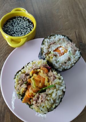 Une photo de 🇯🇵Onigirazu🇯🇵