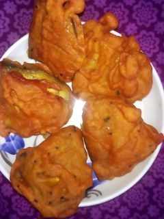 বেগুনি(beguni recipe in Bengali) রেসিপির প্রধান ছবি