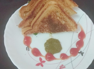 A picture of Cottage cheese sandwich.