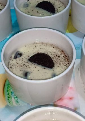 Une photo de Dessert au chocolat blanc et oreo