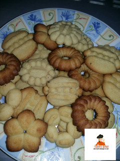 A picture of Butter cookies.